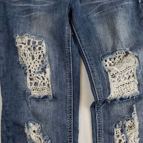 Hippie Laundry White Lace Distressed Blue Jeans - Picture 8 of 16